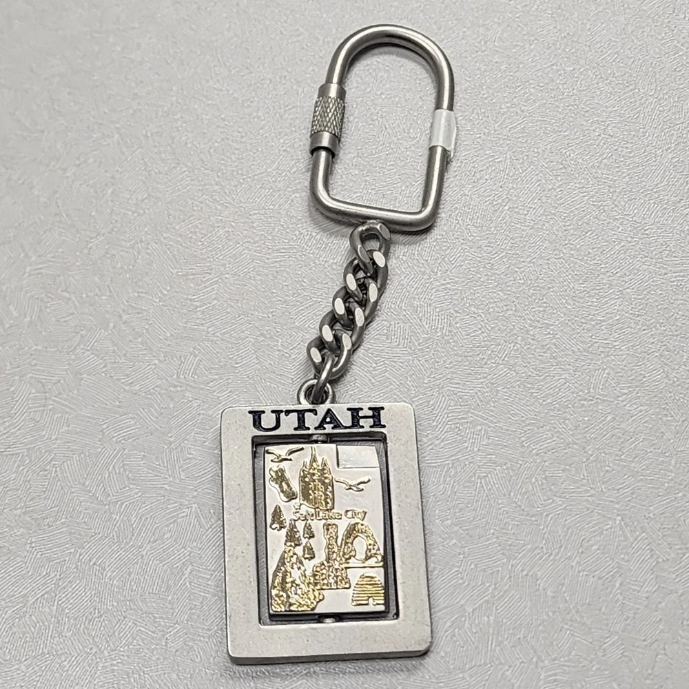 Vintage Salt Lake City Utah UT Spinning Keychain Center Collectible Silver Gold